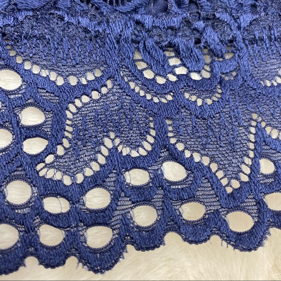 PLUS NAVY LACE HALTER STRETCH BRALETTE 1X 2X 3X - Picture 10 of 12